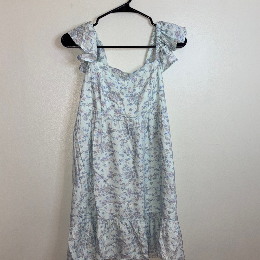 Arizona Jean Company Light Blue and Lavender Floral Dress